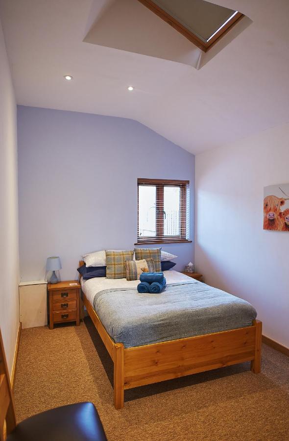The Old Dairy - Boutique Countryside Cottage At Harrys Cottages Pen-y-Clawdd Экстерьер фото